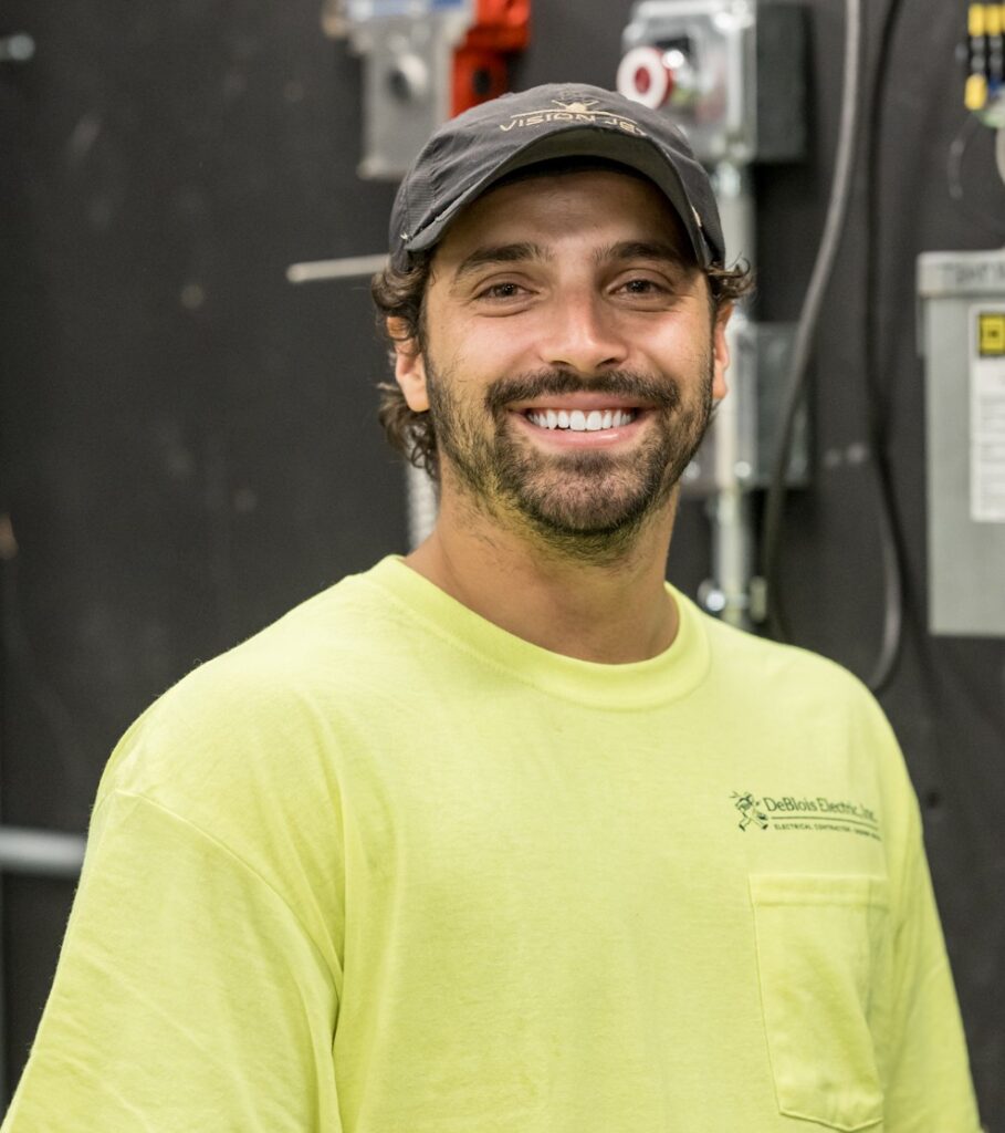 3784 - Service Technician